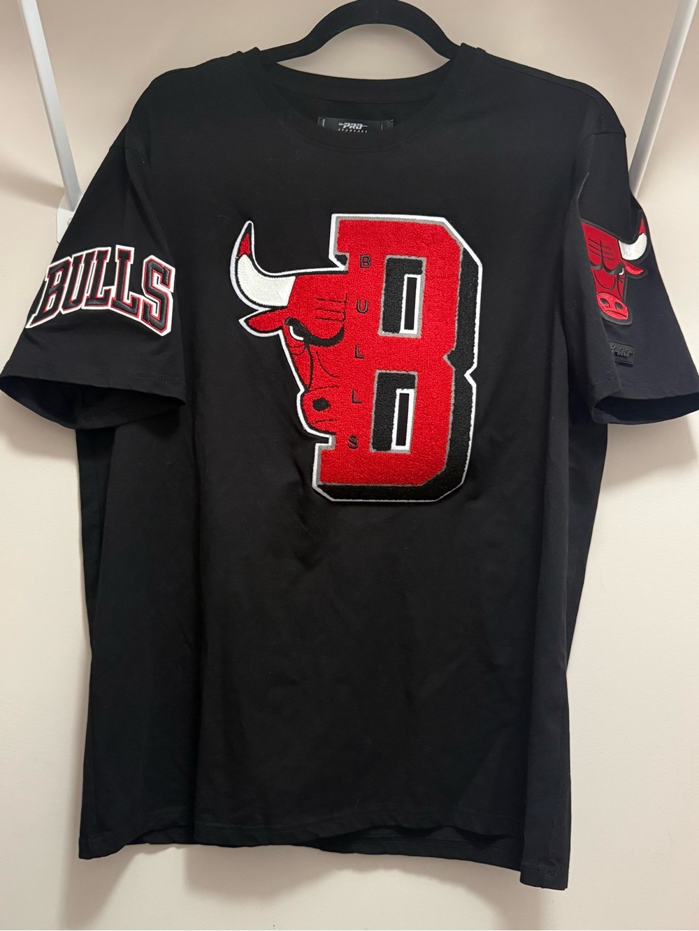 Chicago Bulls Black Short Sleeve Tee